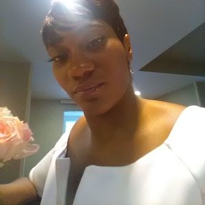 Meet your Posher, Shawna